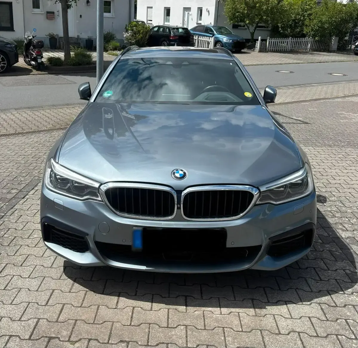 Gebraucht BMW 520 M Sport 190 PS (139 kW) 2018 Blau Kombi