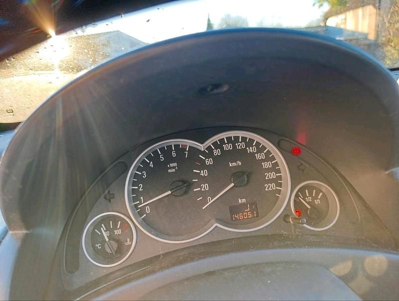 Gebraucht Opel Tigra 90 PS (66 kW) 2004 Blau Kleinwagen