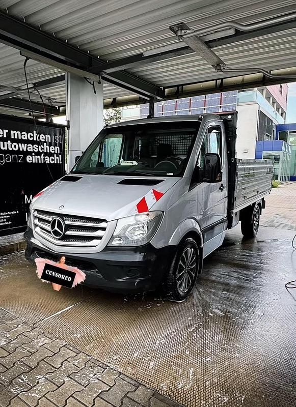 Silber Gebraucht 2016 Mercedes 316 Van | 13.500 € - Bild 1/3