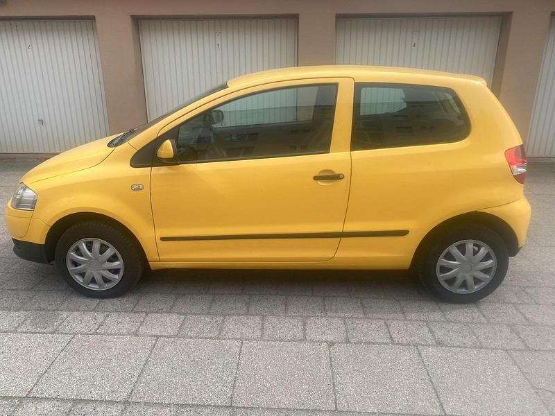 Usata VW Fox 54 CV (39 kW) 2007 Giallo Utilitaria