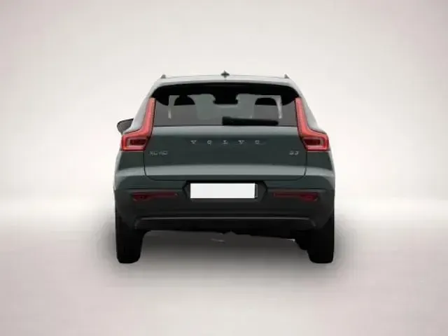 Neu Volvo XC40 Ultra 197 PS (144 kW) 2026 Manufacturer SUV