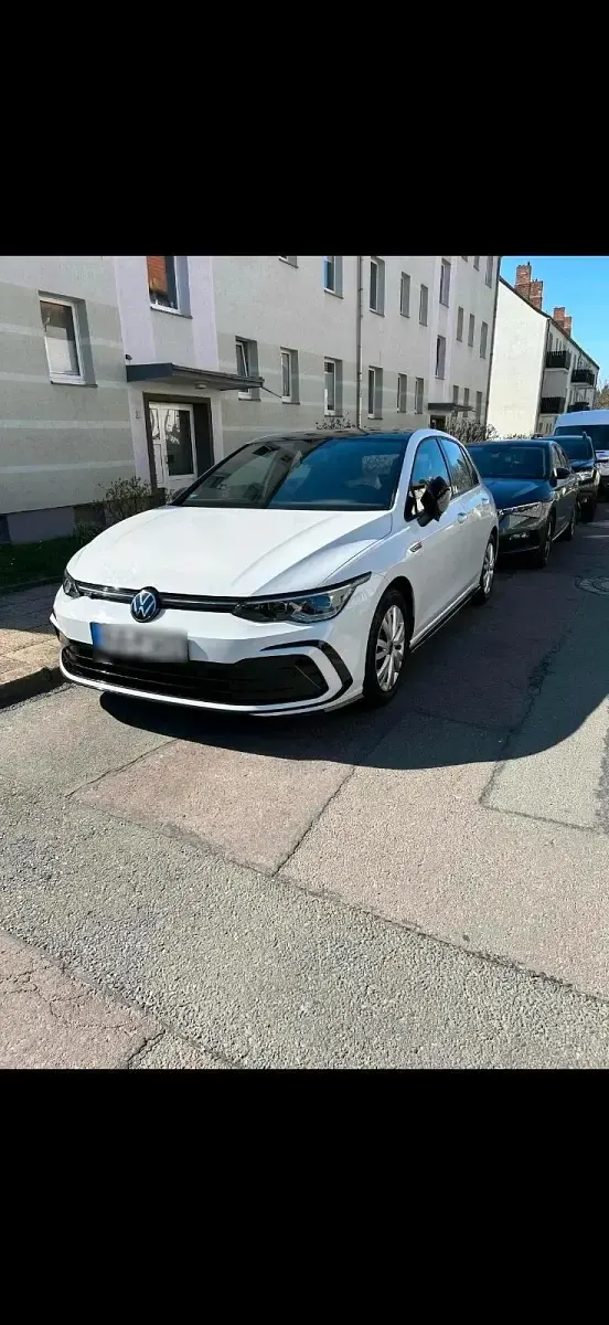 Gebraucht VW Golf VIII R-line 150 PS (110 kW) 2023 Weiß Limousine