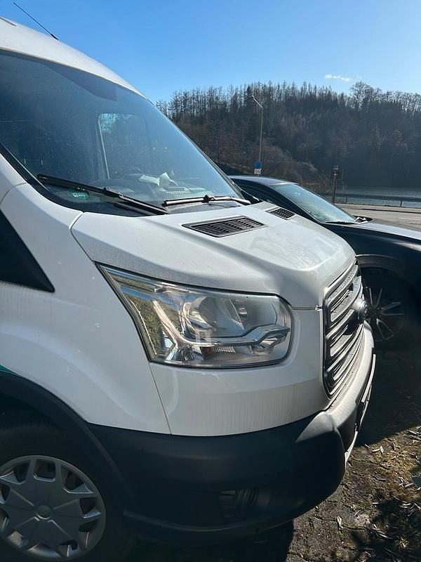 Second-hand Ford Transit 125 CP (91 kW) 2015 Alb Monovolum
