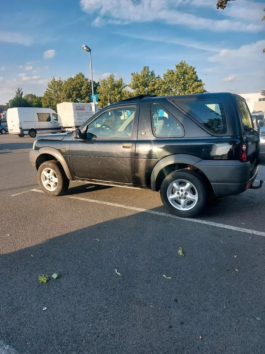 Gebraucht Land Rover Freelander 112 PS (82 kW) 2001 Schwarz SUV