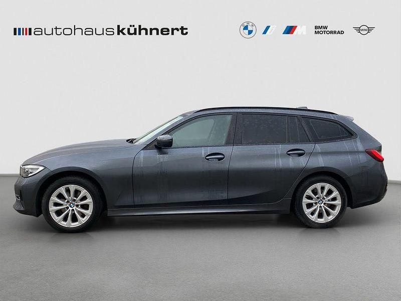 Gebraucht BMW 320 Advantage 190 PS (139 kW) 2022 Mineralgrau metallic Kombi