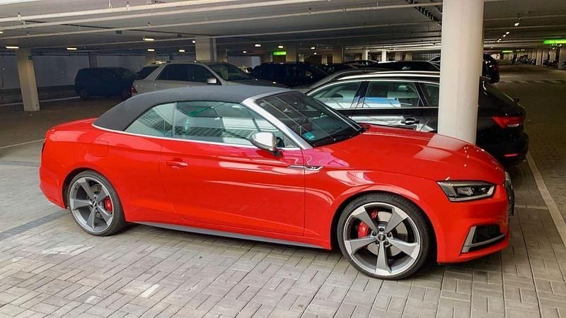 Gebraucht Audi S5 Cabriolet Ambiente 354 PS (260 kW) 2018 Rot Cabrio