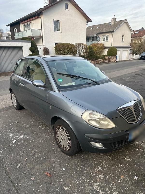 Grau Gebraucht 2006 Lancia Ypsilon Kleinwagen | 650 € (Superpreis) - Bild 1/4