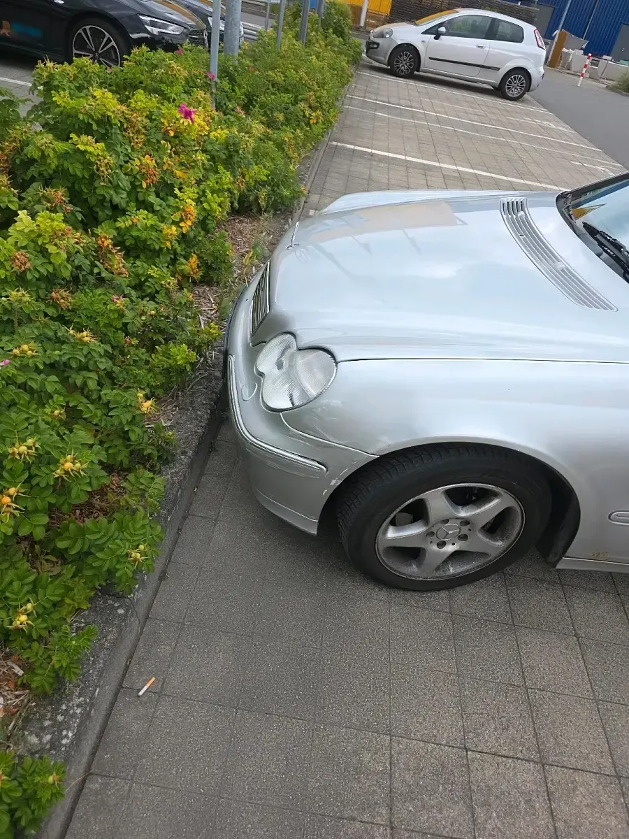 Gebraucht Mercedes C220 150 PS (110 kW) 2004 Silber Kombi