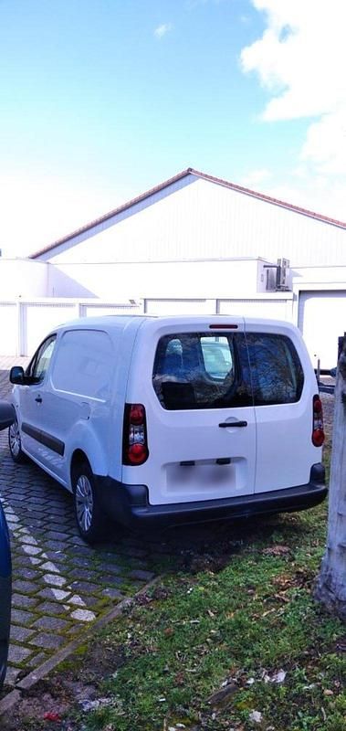 Gebraucht Citroën Berlingo 99 PS (72 kW) 2015 Weiß Van / Kleinbus