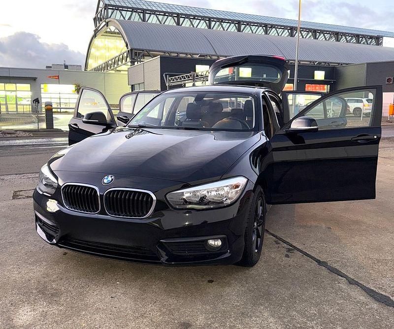 Gebraucht BMW 118 Advantage 136 PS (100 kW) 2017 Schwarz Kleinwagen