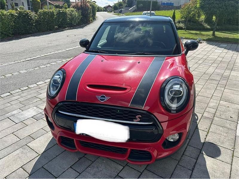 Rot Gebraucht 2018 Mini Cooper S Kleinwagen | 16.500 € (Fairer Preis) - Bild 1/4