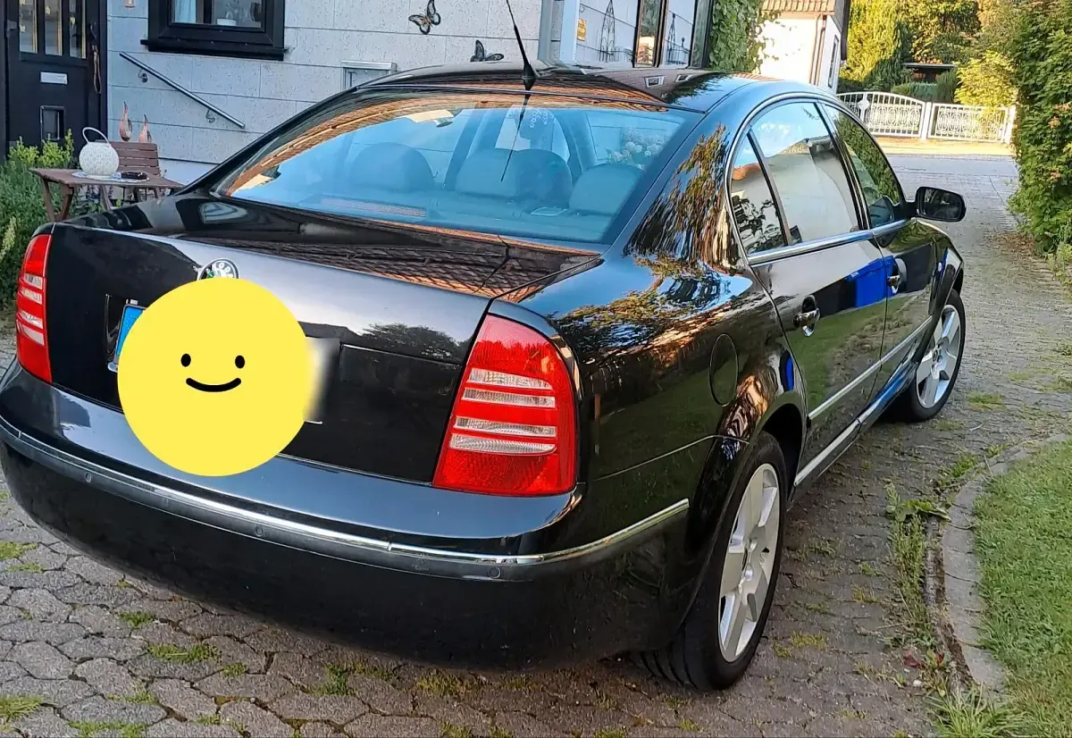 Gebraucht Skoda Superb 150 PS (110 kW) 2003 Schwarz Limousine