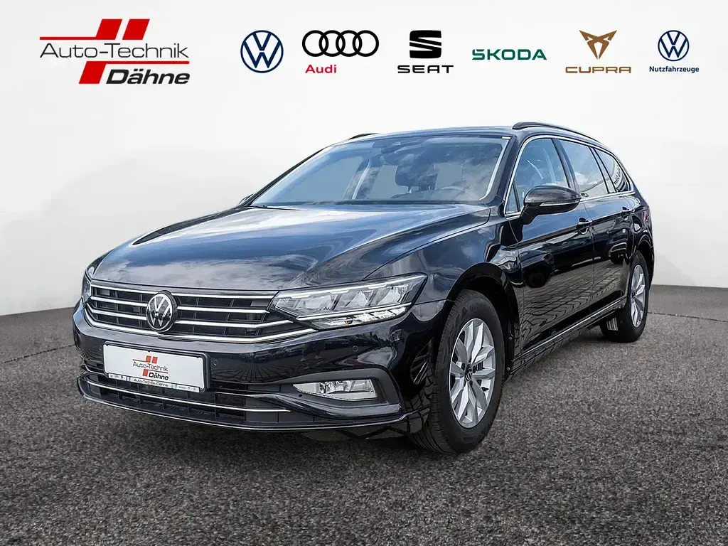Gebraucht VW Passat Business 150 PS (110 kW) 2023 Kombi