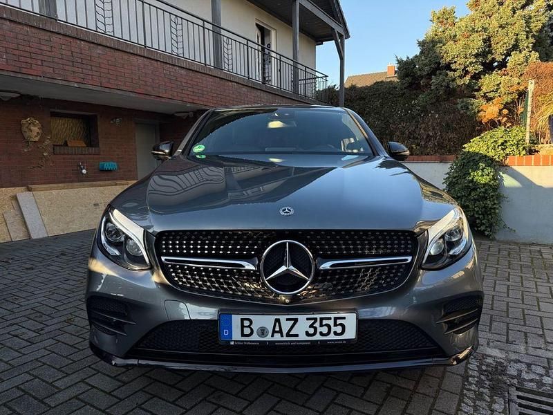 Gebraucht Mercedes GLC250 204 PS (150 kW) 2018 Schwarz Coupé