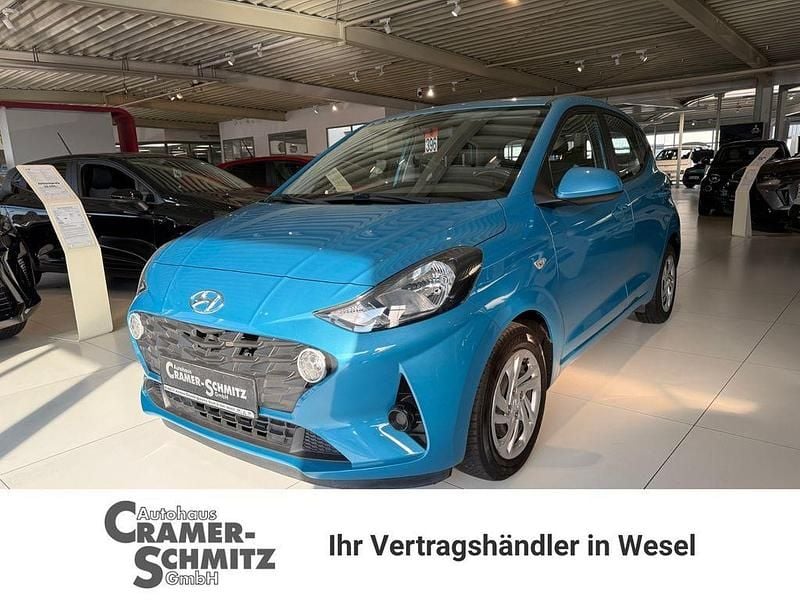 Gebraucht Hyundai i10 Select 67 PS (49 kW) 2022 Blau Kleinwagen