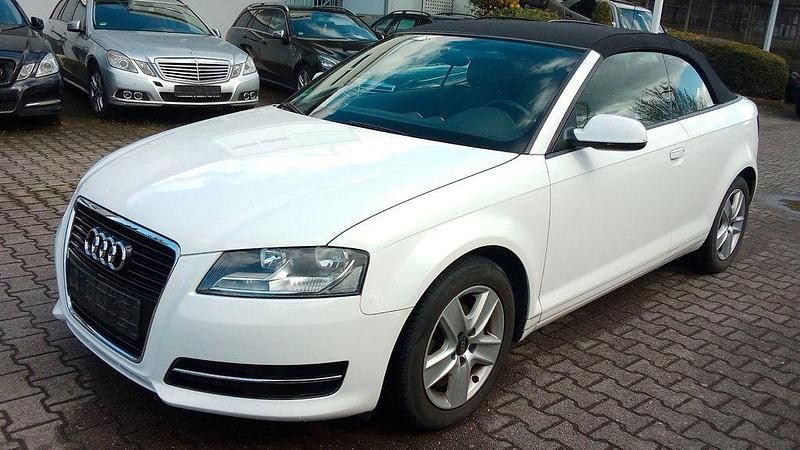 Gebraucht Audi A3 Cabriolet Attraction 105 PS (77 kW) 2010 Weiß Cabrio
