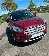 Usado Ford Kuga Titanium 150 HP (110 kW) 2019 Vermelho SUV