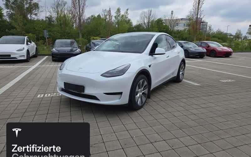 Weiß Gebraucht 2023 Tesla Model Y RWD SUV | 33.500 € (Guter Preis) - Bild 1/4