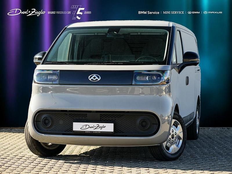 Grau Gebraucht 2025 Maxus eDeliver 5 Van | 36.990 € - Bild 1/4