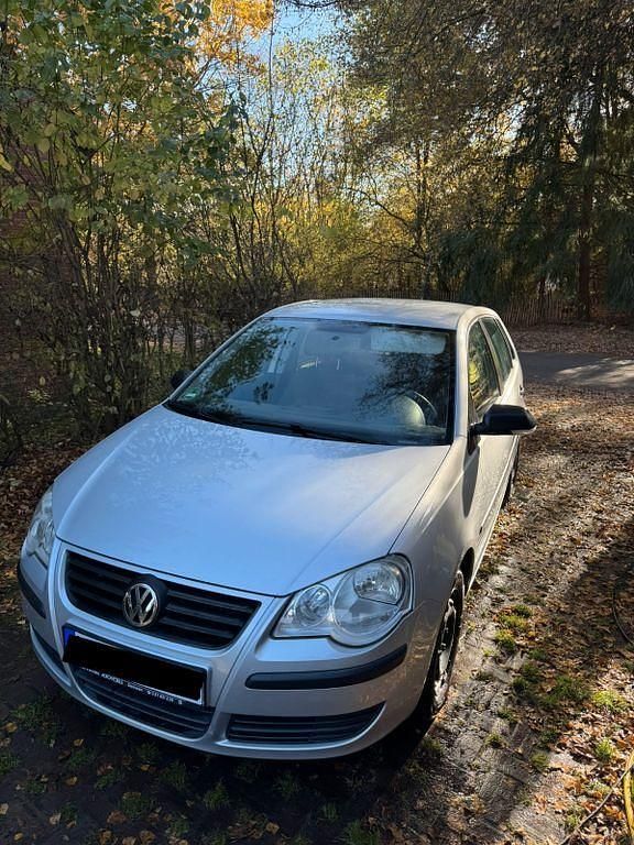 Silber Gebraucht 2006 VW Polo Limousine | 1.499 € (Superpreis) - Bild 1/4