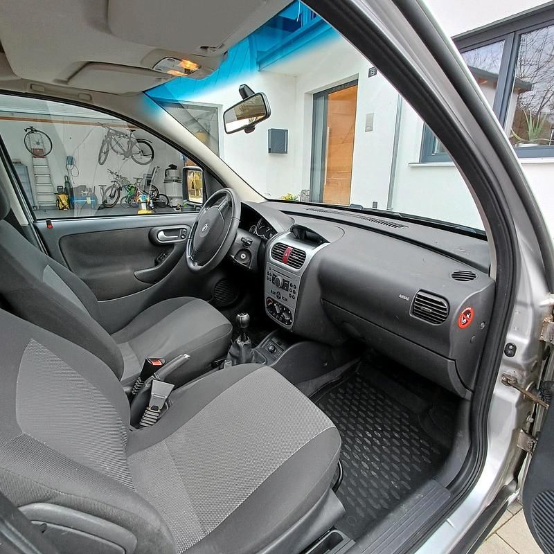 Gebraucht Opel Combo 90 PS (66 kW) 2008 Silber Van / Kleinbus