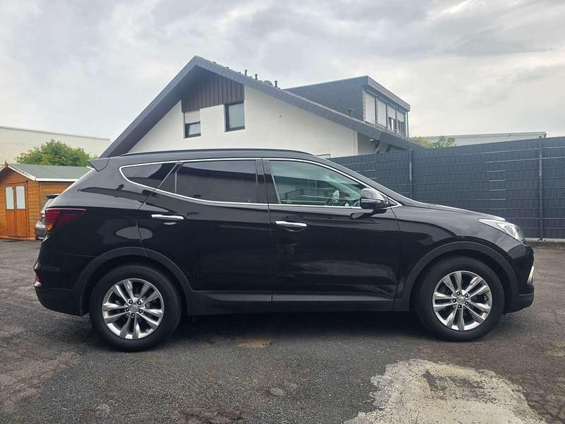 Gebraucht Hyundai Santa Fe 200 PS (147 kW) 2016 Schwarz SUV