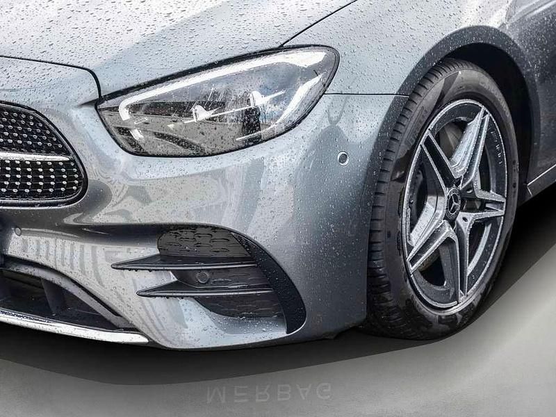Gebraucht Mercedes E300 AMG line 320 PS (235 kW) 2022 Selenitgrau Limousine