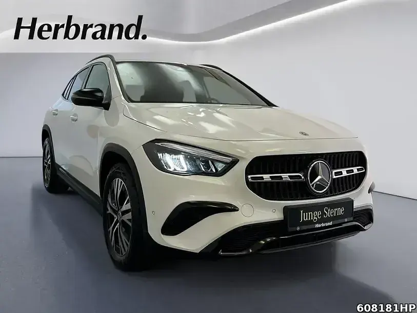 Gebraucht Mercedes GLA200 Progressive 163 PS (119 kW) 2025 Polarweiß uni SUV