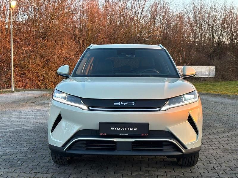 Neu BYD Atto 2 Comfort 150 kW (204 PS) 2026 Grün SUV