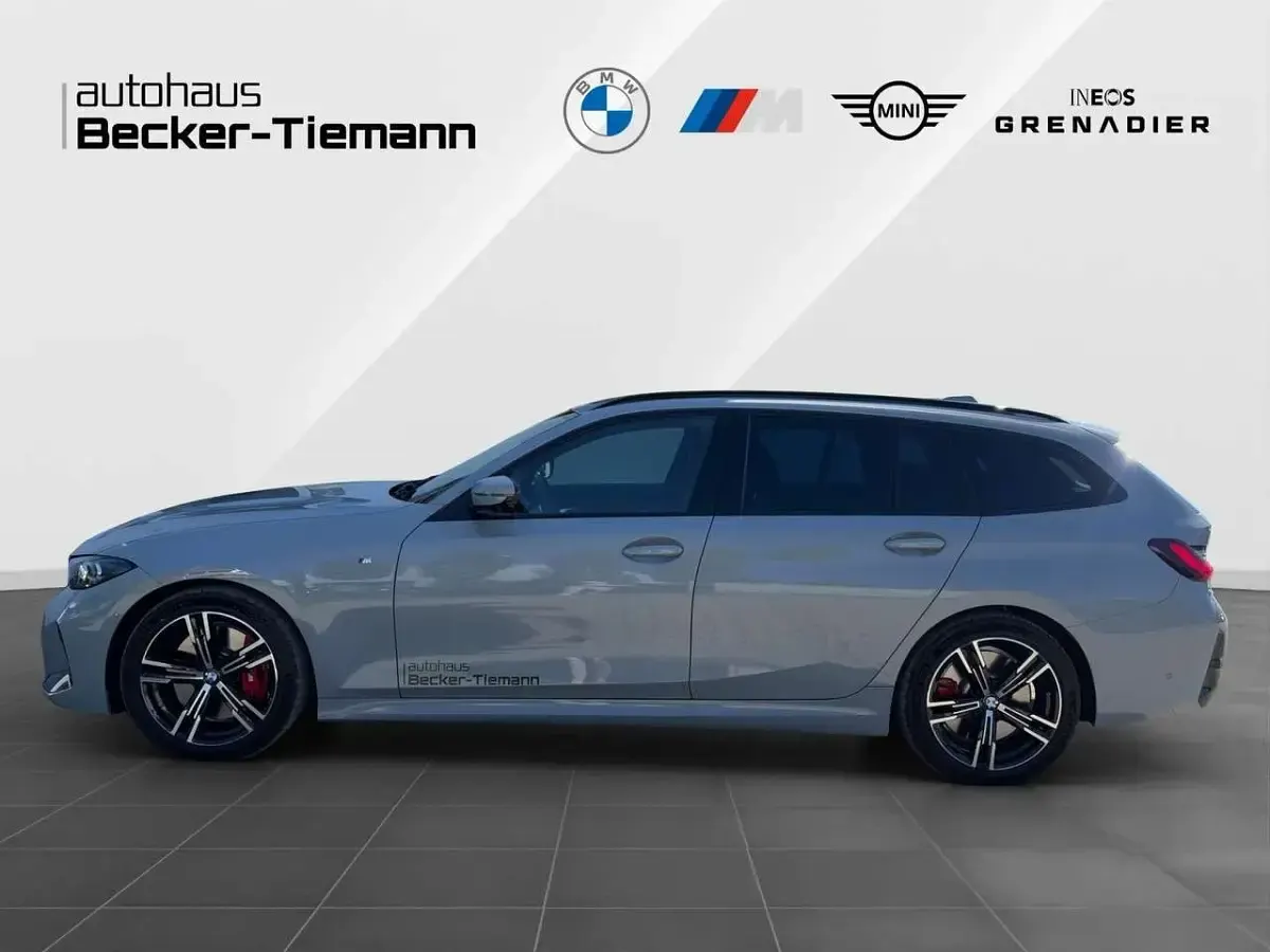 Gebraucht BMW 320 Exclusive 190 PS (139 kW) 2025 Grau Kombi