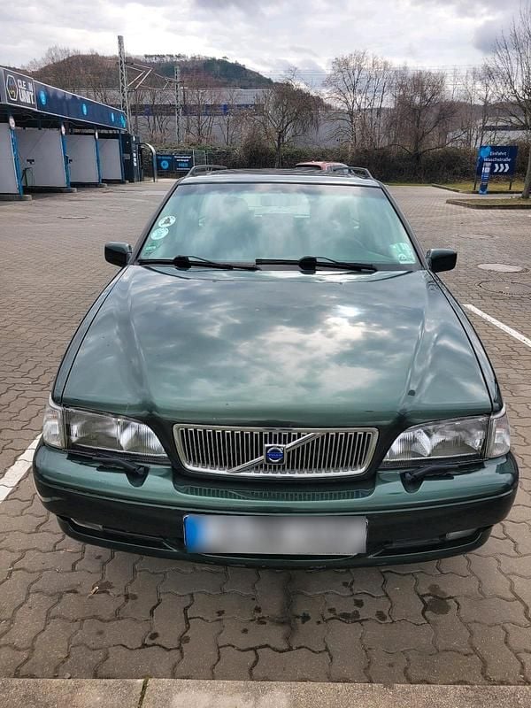 Gebraucht Volvo V70 193 PS (141 kW) 1997 Grün Kombi