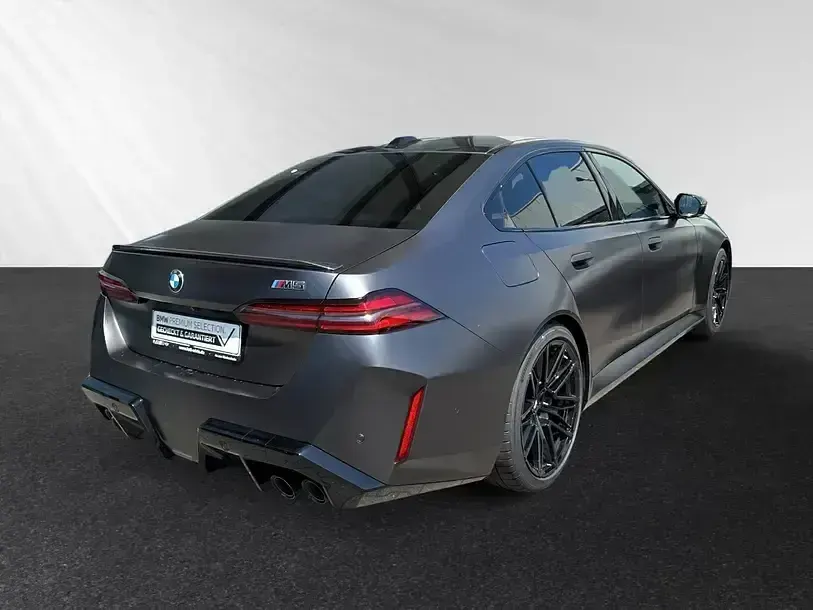 Gebraucht BMW M5 M Sport 727 PS (534 kW) 2025 Bmw individual frozen deep grey metallic Limousine