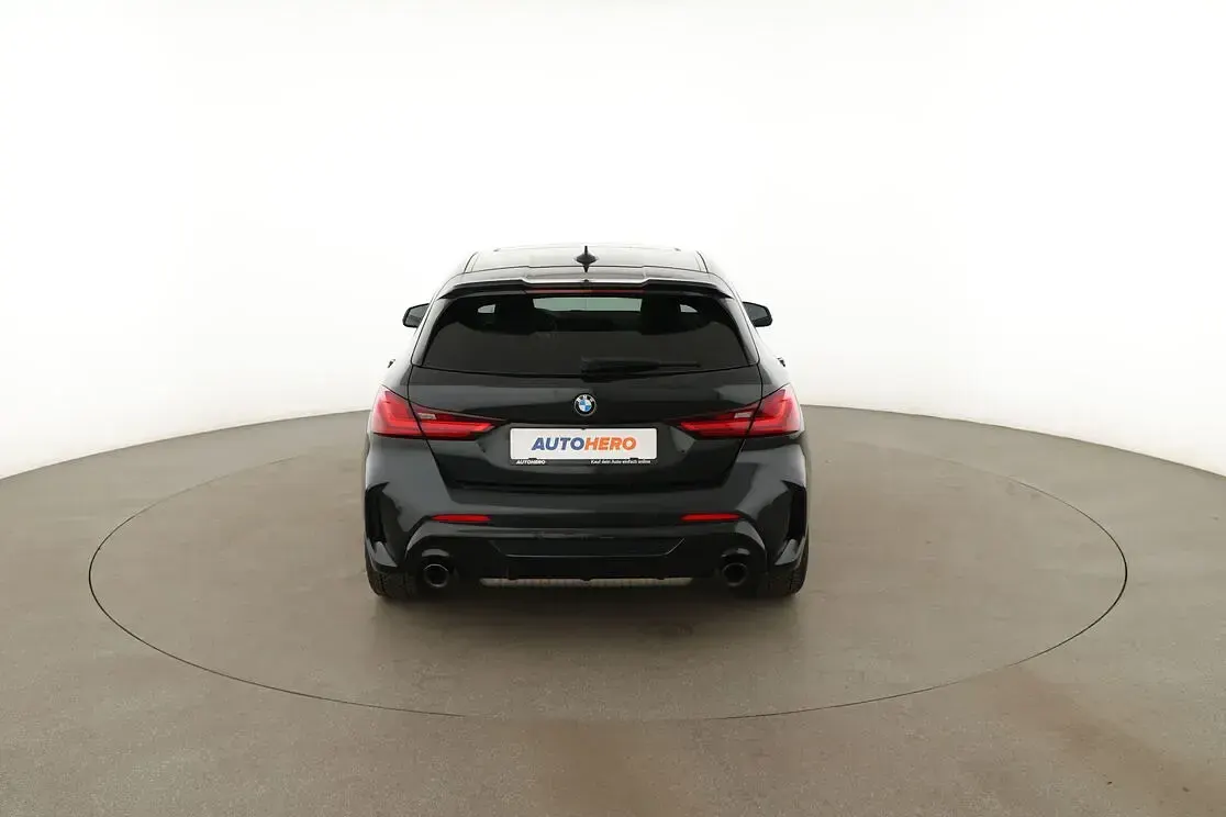 Gebraucht BMW M135 Sport Line 306 PS (225 kW) 2020 Schwarz Kleinwagen