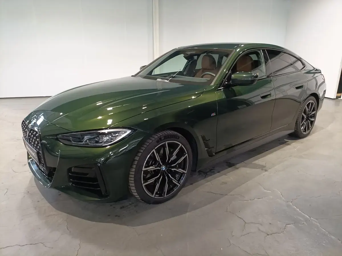 Gebraucht BMW 430 M Sport 245 PS (180 kW) 2023 Grün Coupé