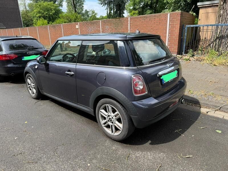 Grau Gebraucht 2013 Mini Cooper Coupé Coupé | 1.890 € - Bild 1/4