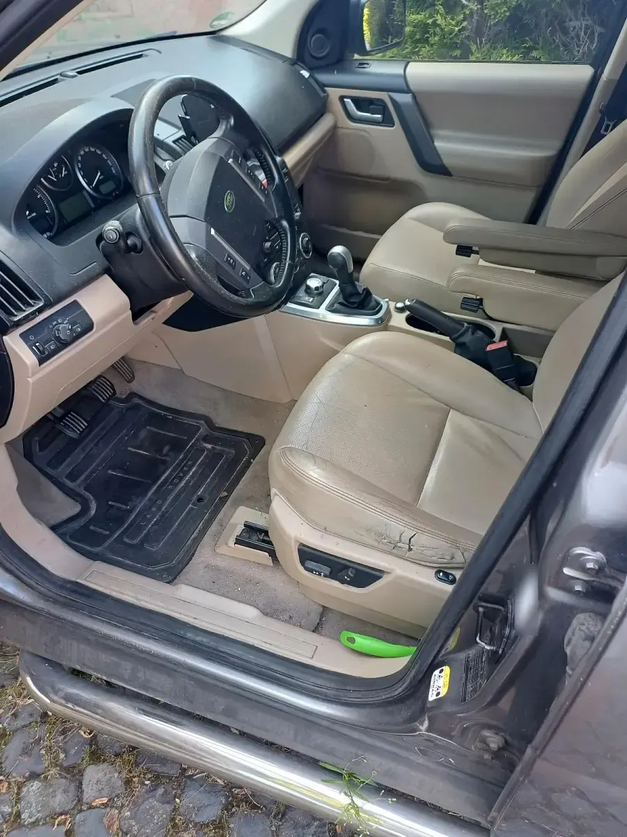 Gebraucht Land Rover Freelander 2 175 PS (128 kW) 2009 Grau SUV