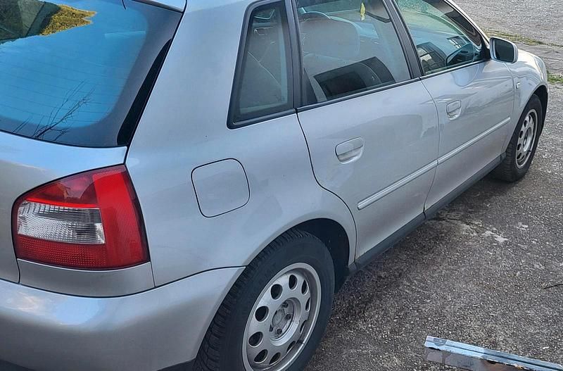 Gebraucht Audi A3 102 PS (75 kW) 2002 Silber Kleinwagen