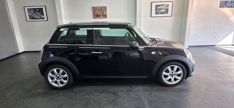 Gebraucht Mini ONE 75 PS (55 kW) 2013 Schwarz Kleinwagen