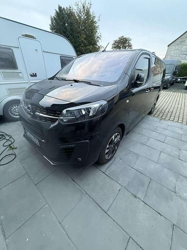 Gebraucht 2019 Opel Zafira Life Innovation Van | 32.950 € (Fairer Preis) - Bild 1/4