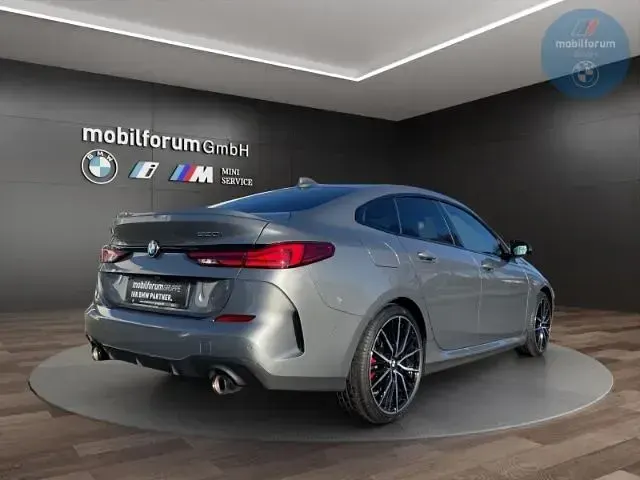 Gebraucht BMW 220 Gran Coupé Comfort Edition 178 PS (130 kW) 2024 Grau Coupé
