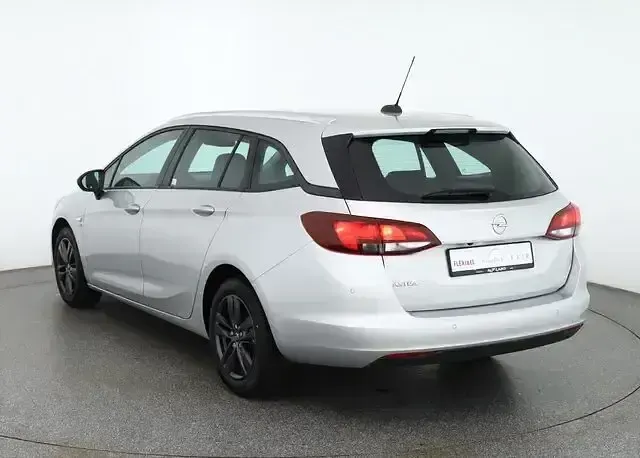 Gebraucht Opel Astra 145 PS (106 kW) 2020 Silber Kombi