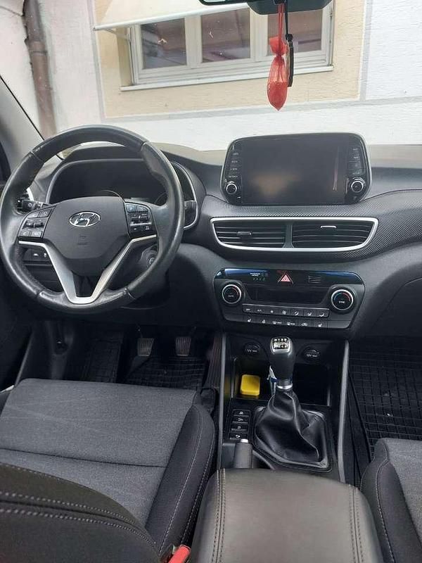 Blau Gebraucht 2019 Hyundai Tucson Style SUV | 16.900 € (Fairer Preis) - Bild 1/4