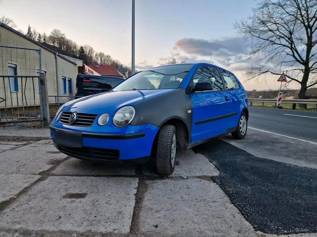 Occasion VW Polo 75 ch (55 kW) 2003 Bleue Citadine