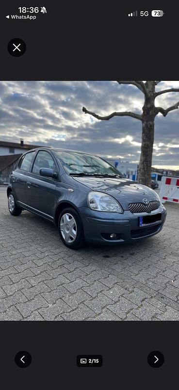 Gebraucht Toyota Yaris 87 PS (63 kW) 2005 Grau Limousine