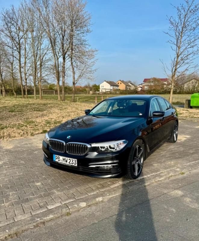Schwarz Gebraucht 2018 BMW 520 Limousine | 22.000 € (Superpreis) - Bild 1/4
