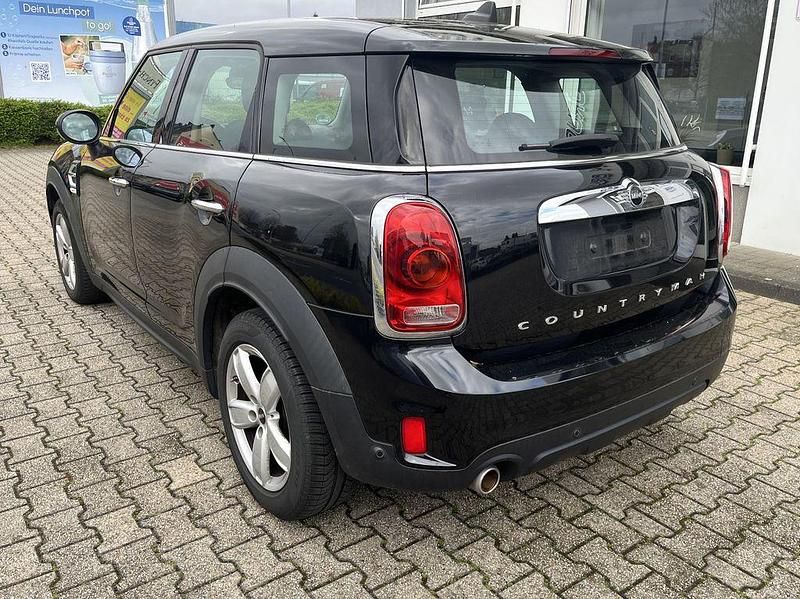 Gebraucht Mini One Countryman 102 PS (75 kW) 2019 Midnight black SUV