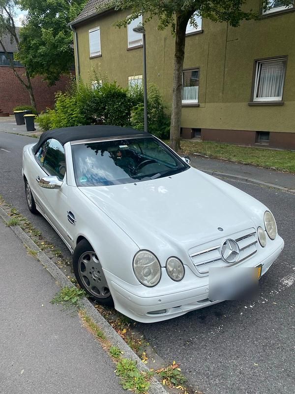 Weiß Gebraucht 2000 Mercedes 200 Avantgarde Cabrio | 1.100 € - Bild 1/4