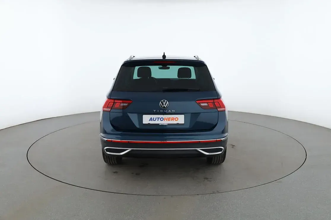 Gebraucht VW Tiguan Elegance 150 PS (110 kW) 2022 Blau SUV