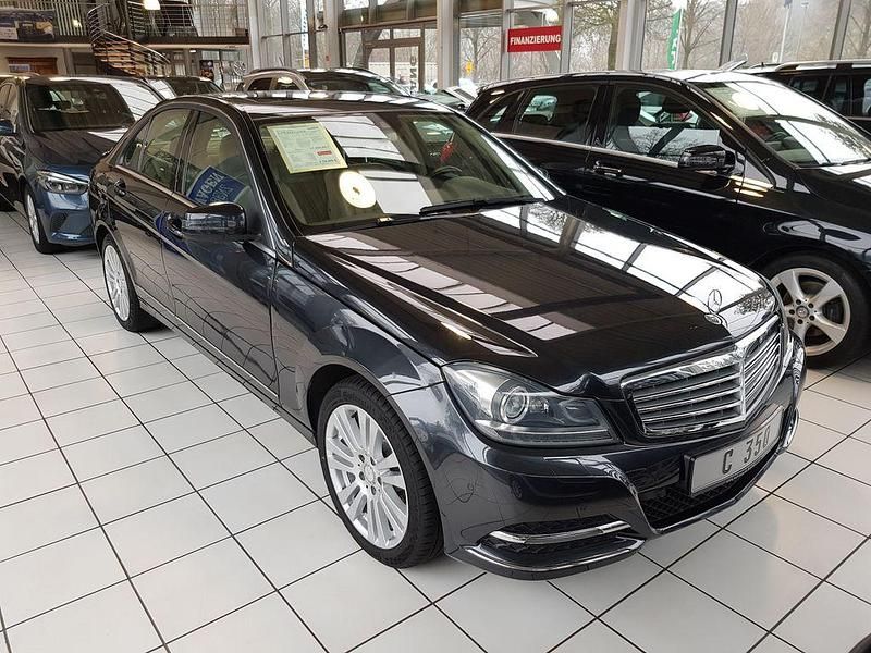 Gebraucht Mercedes C350 Elegance 306 PS (225 kW) 2013 Schwarz Limousine