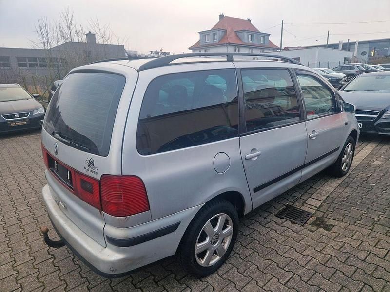 Gebraucht VW Sharan Highline 116 PS (85 kW) 2003 Silber Van / Kleinbus